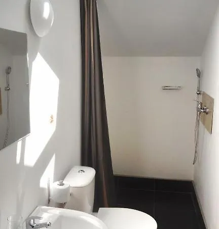 Samalka 3*
